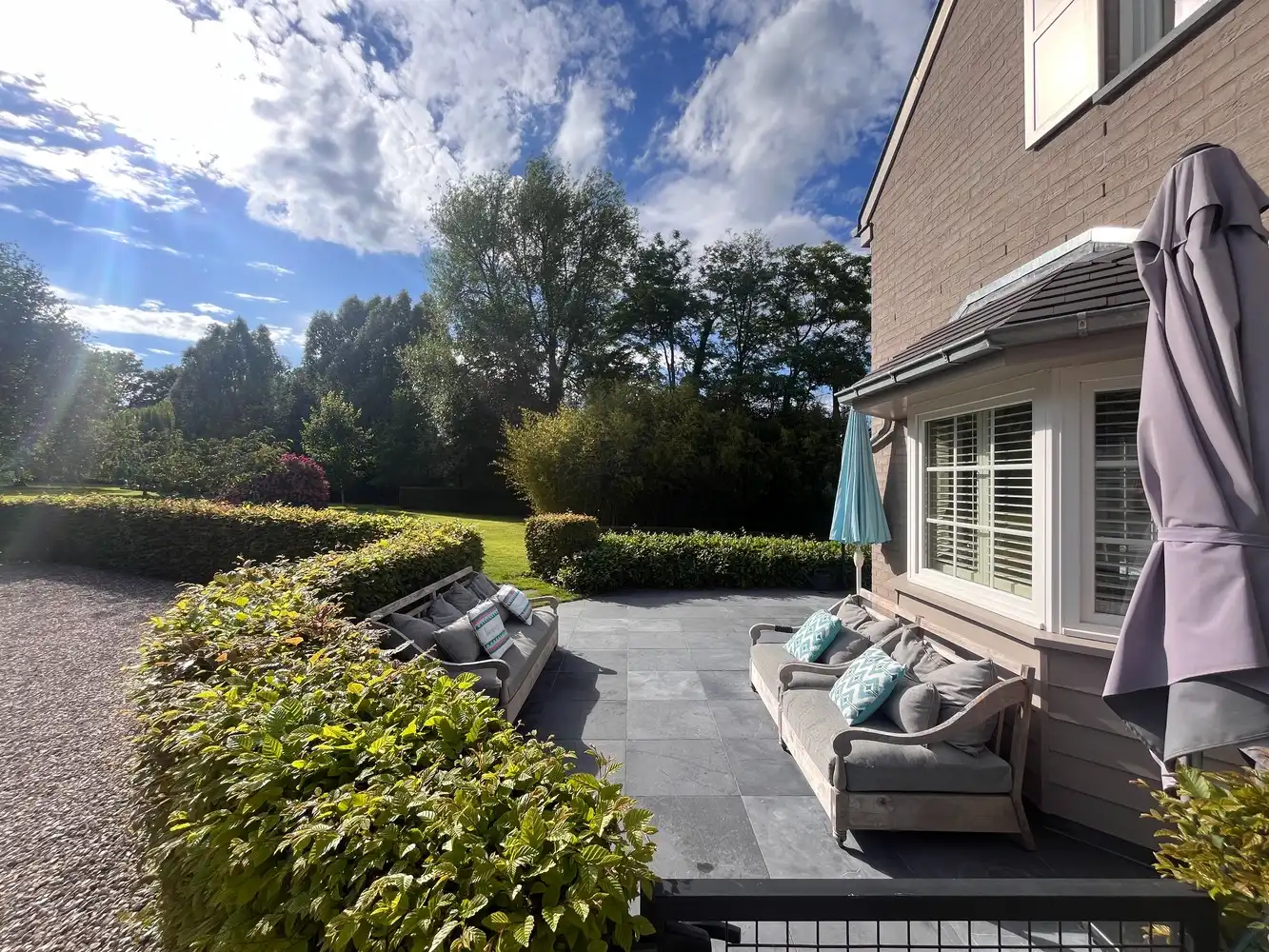 rustig gelegen klasse-VILLA met aangename leefruimtes - mooi terrein (park of weide) van 67 are foto 6