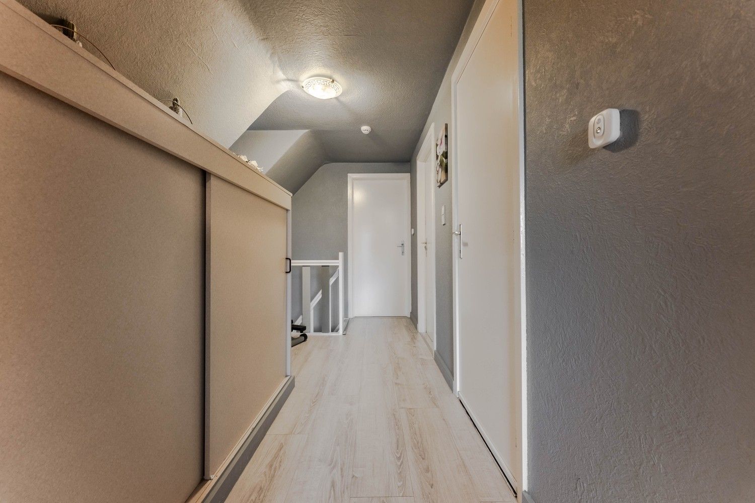 Mooie instapklare woning op 1170m² dichtbij de grens! foto 18
