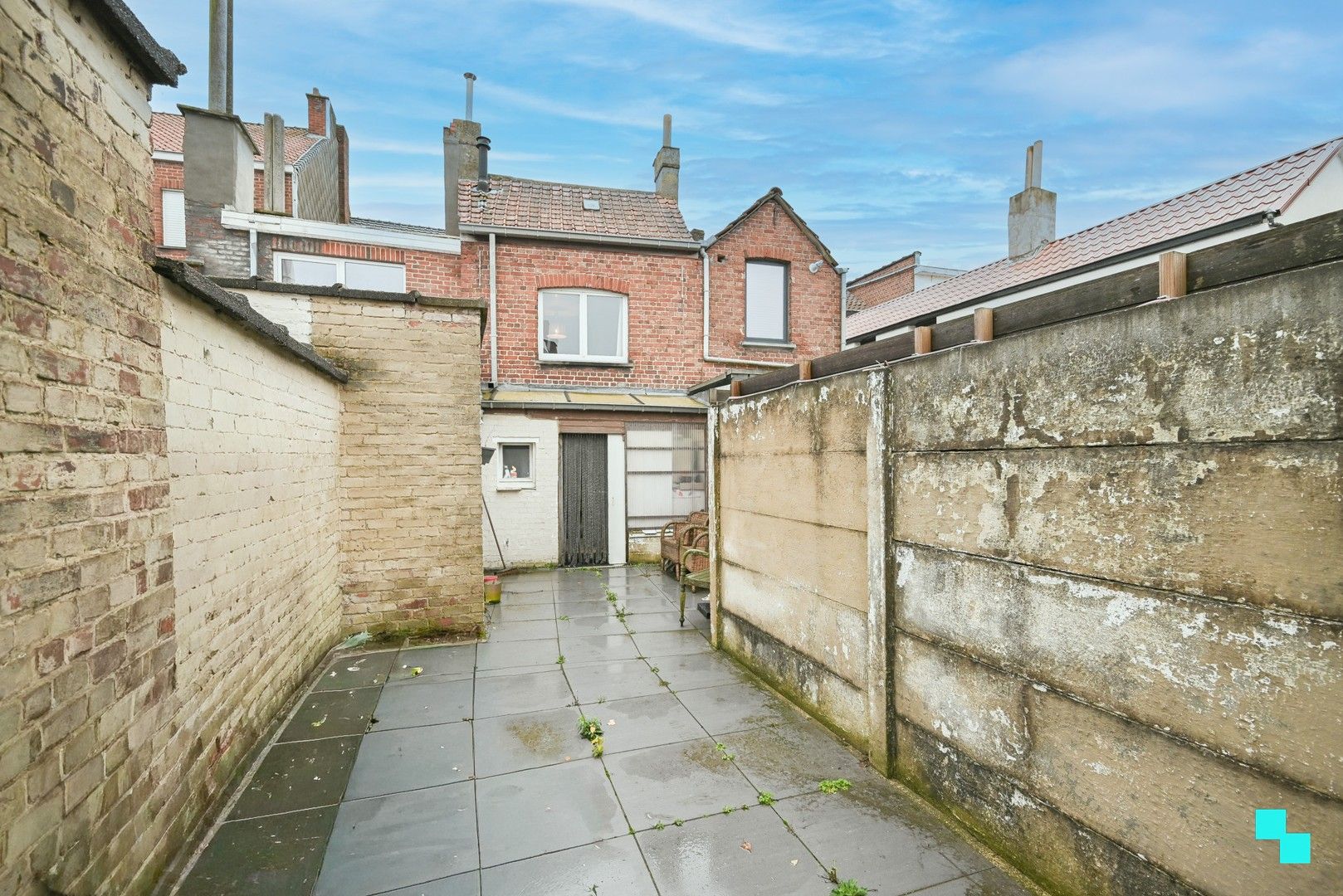 Eengezinswoning met garage nabij centrum van Izegem foto 13