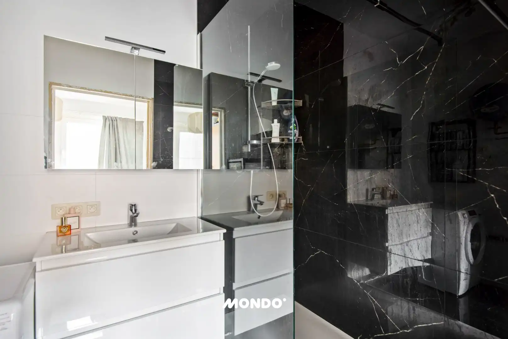 Instapklaar en energiezuinig appartement in hartje Wilrijk foto 9