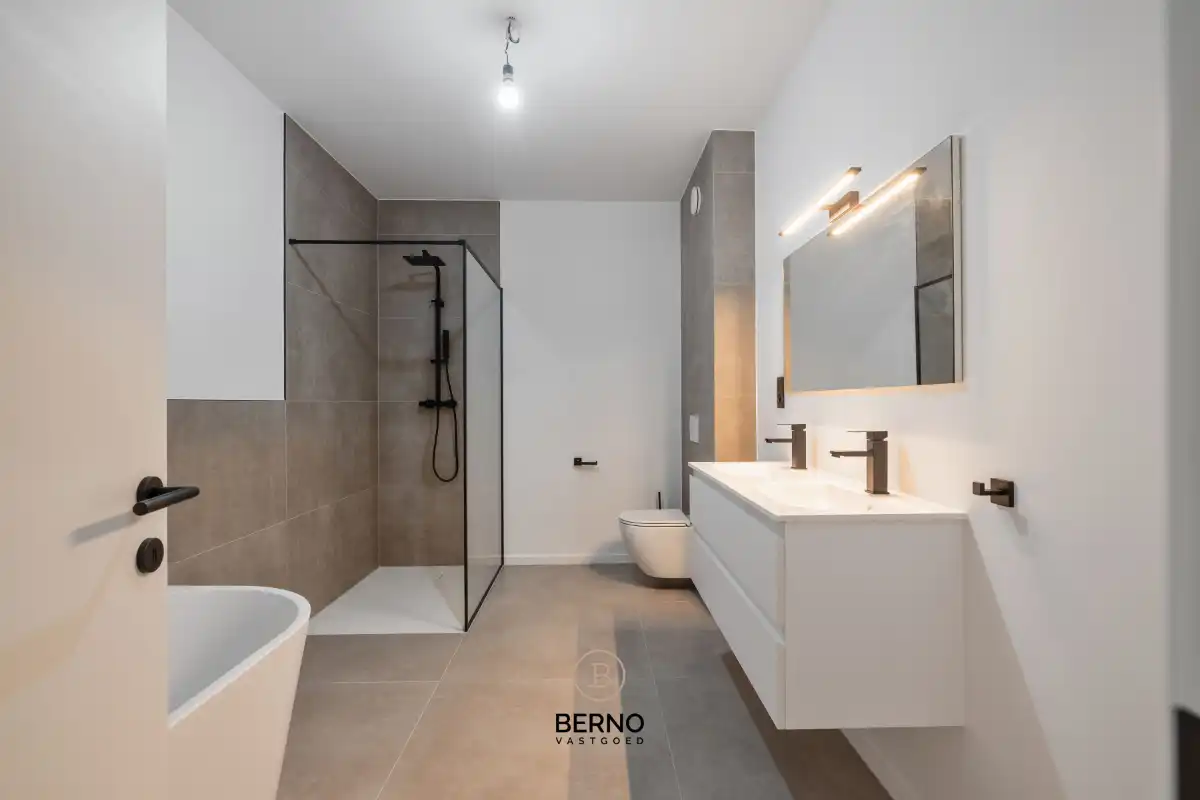 Nieuwbouwwoning met zuidwestgerichte tuin foto 11