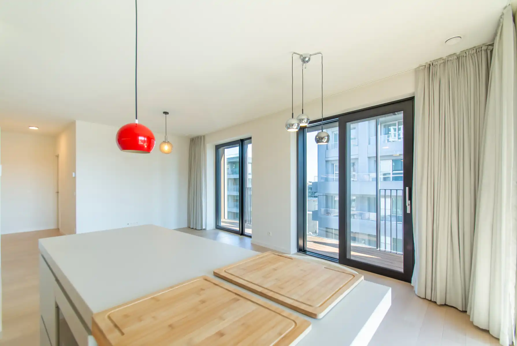 Gezelig lichtrijk 3 kamer appartement foto 3