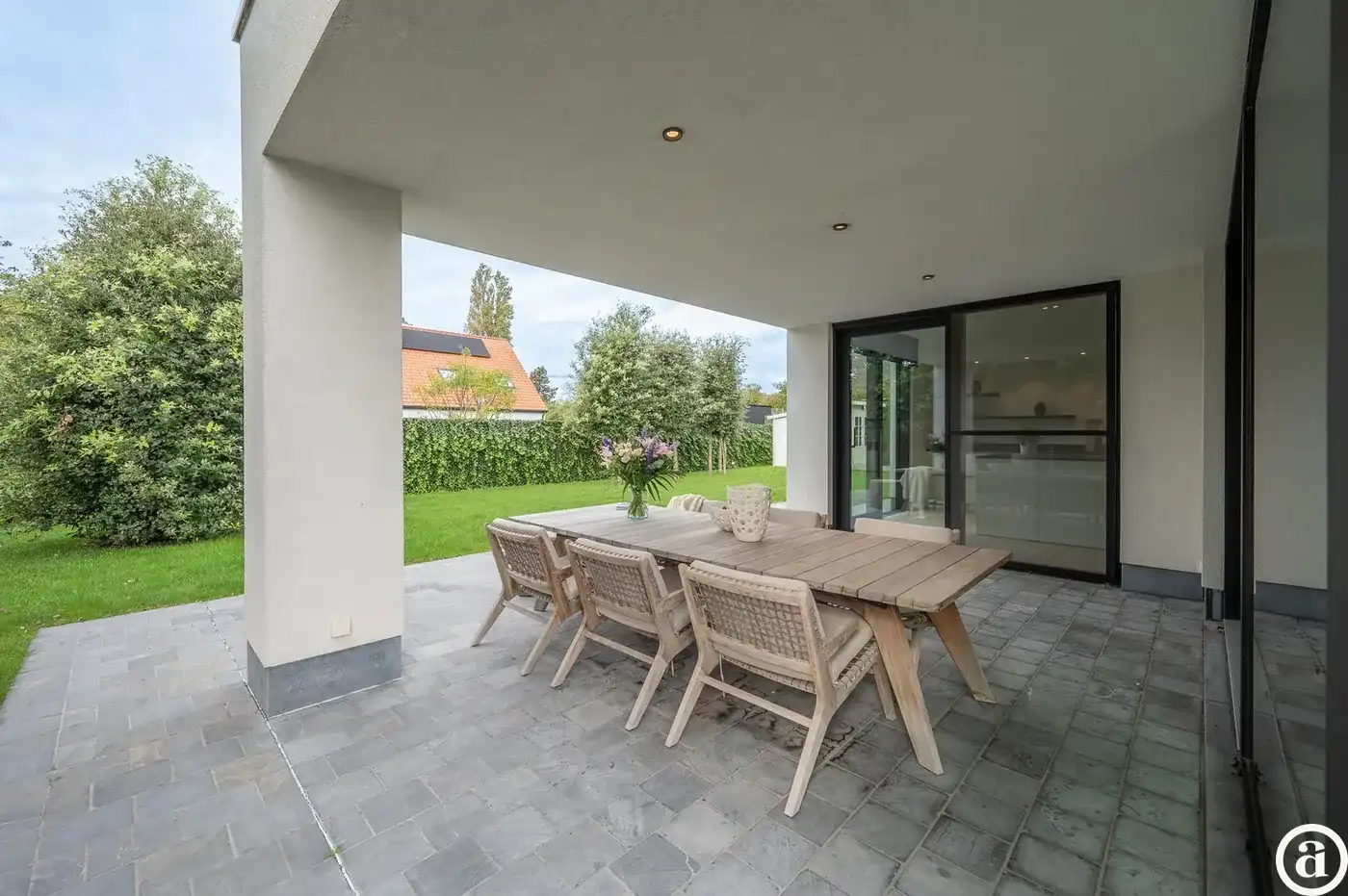 Recente alleenstaande villa centraal gelegen vlakbij het centrum van Knokke. foto 5
