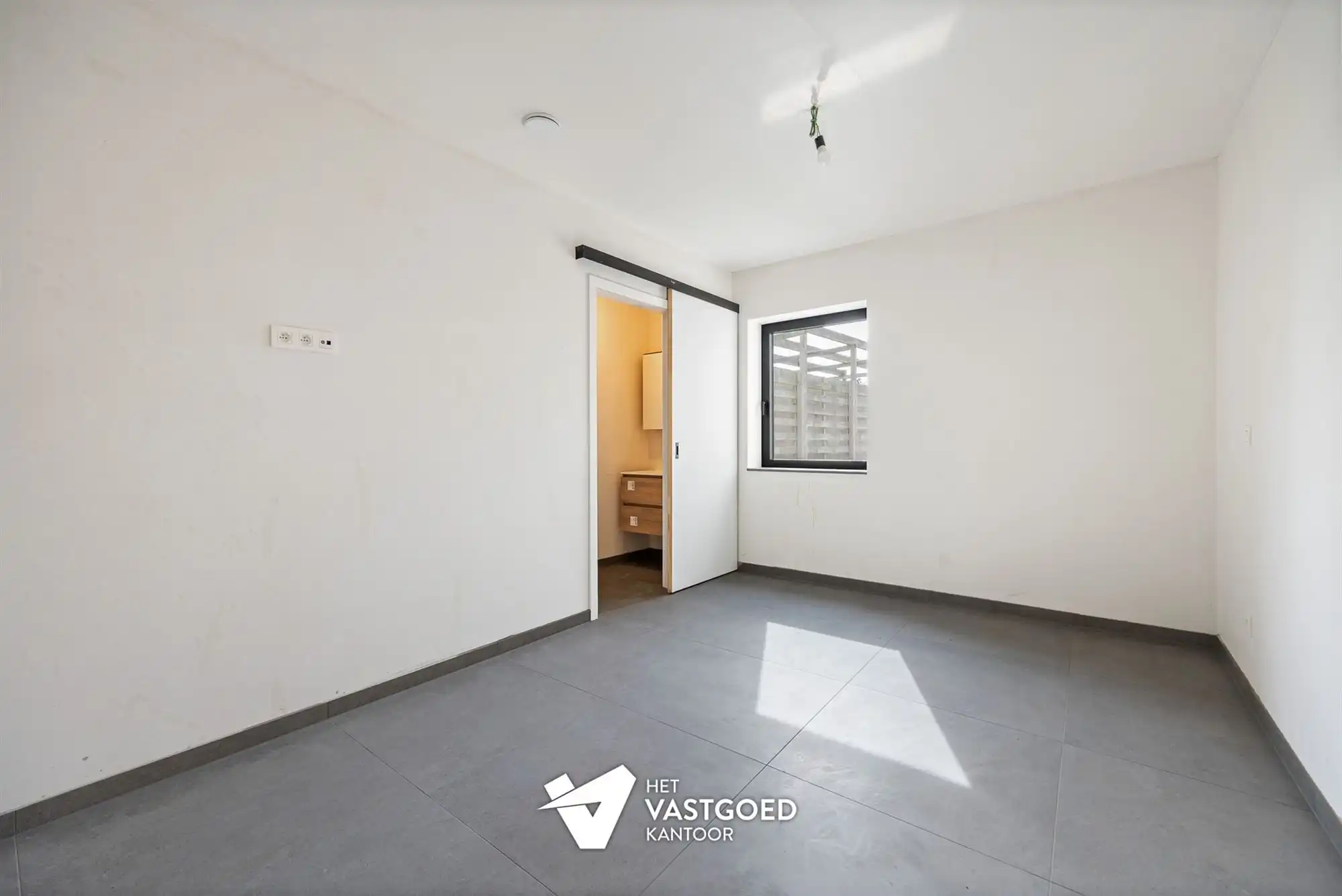 COMFORTABEL APPARTEMENT MET RUIM TERRAS OP DE EERSTE VERDIEPING foto 15