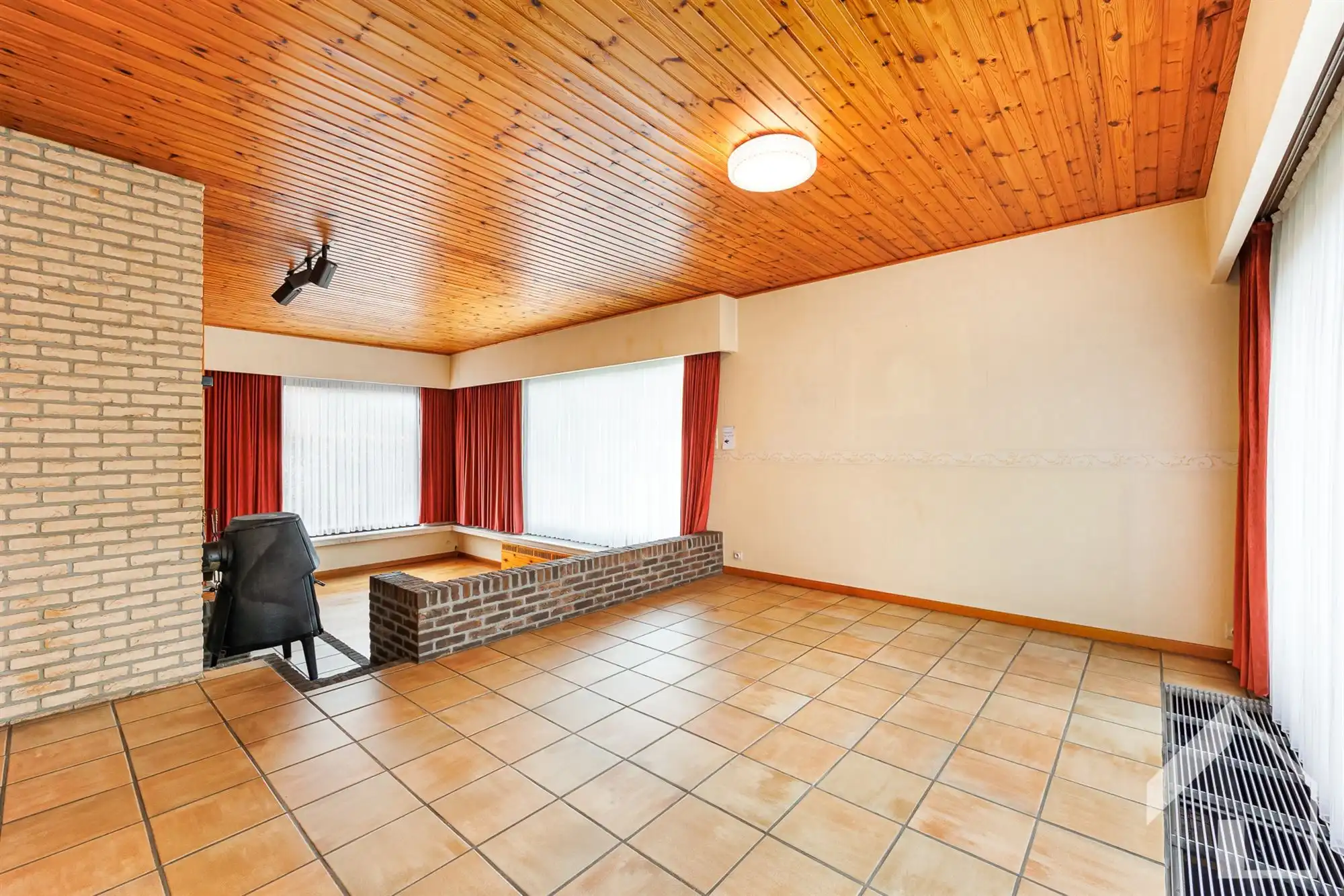 Open bebouwing in een rustige wijk! foto 11