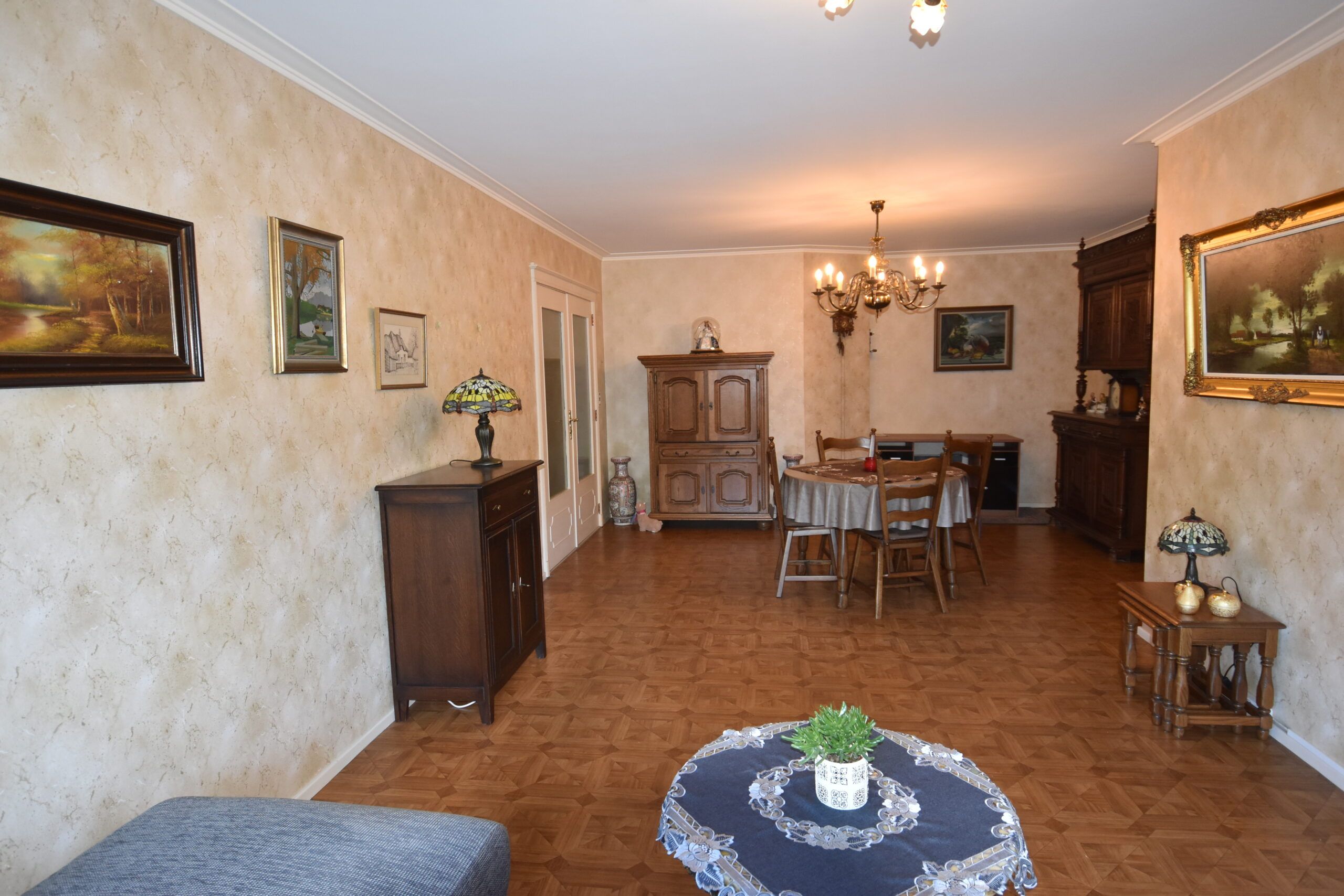 APPARTEMENT (2 SLPKS) IN SINT-NIKLAAS foto 2