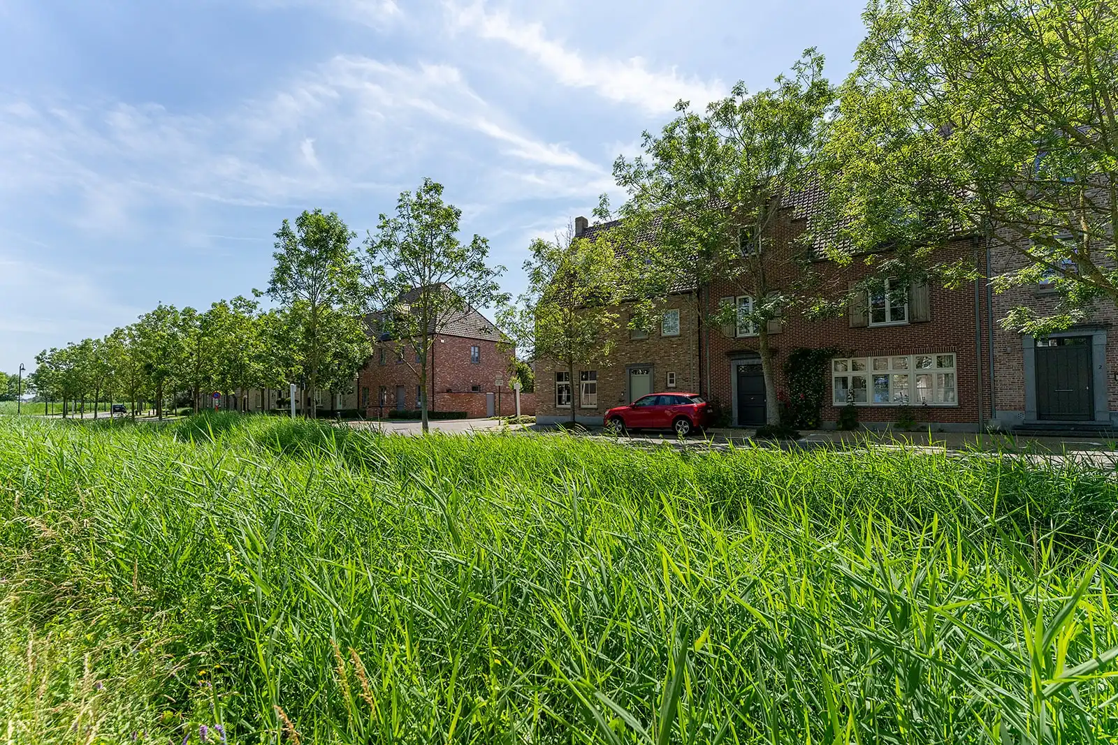 Zeer ruime gezinswoning met garage en tuin in Heulebrug foto 29