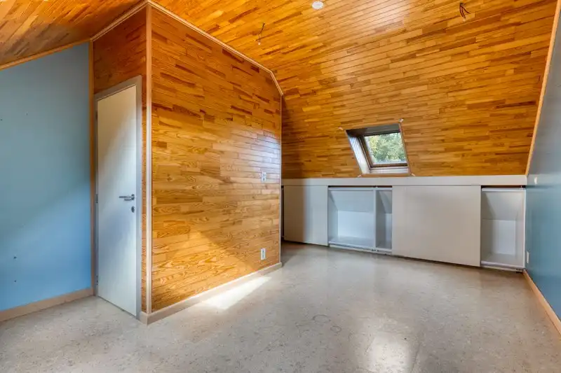 🌿 Instapklare halfopen woning met 3 slaapkamers, tuin, garage en zonnepanelen in Beveren-Leie TE KOOP! foto 13