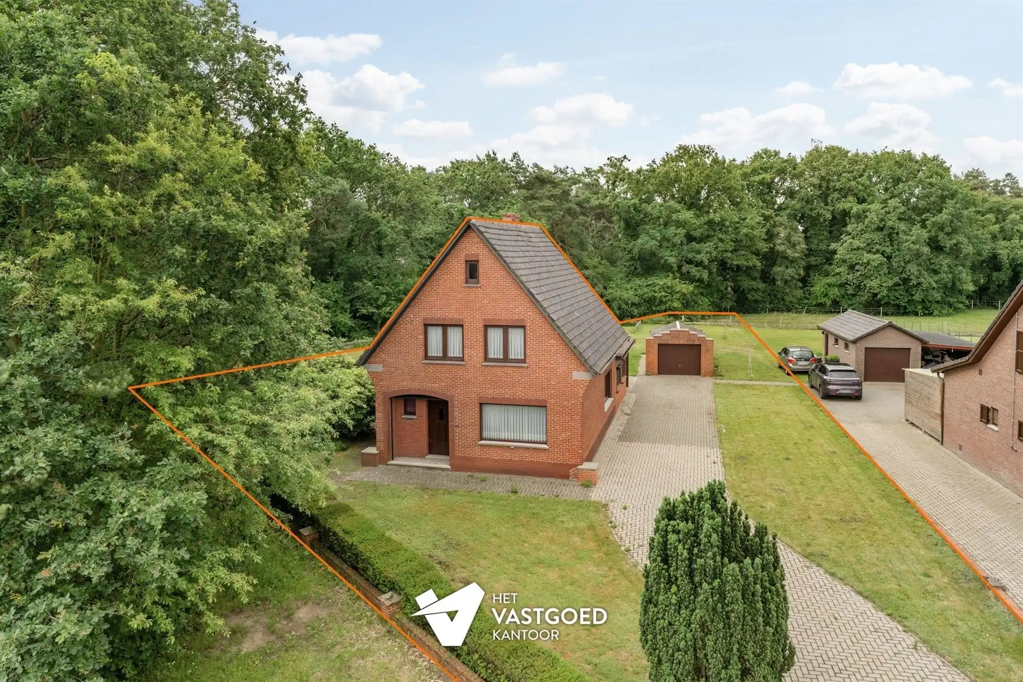 OP TE FRISSEN KARAKTERVOLLE WONING UITERST RUSTIG GELEGEN TEN MIDDEN VAN HET GROEN OP EEN PERCEEL VAN 20A16CA TE OOSTHAM foto 29