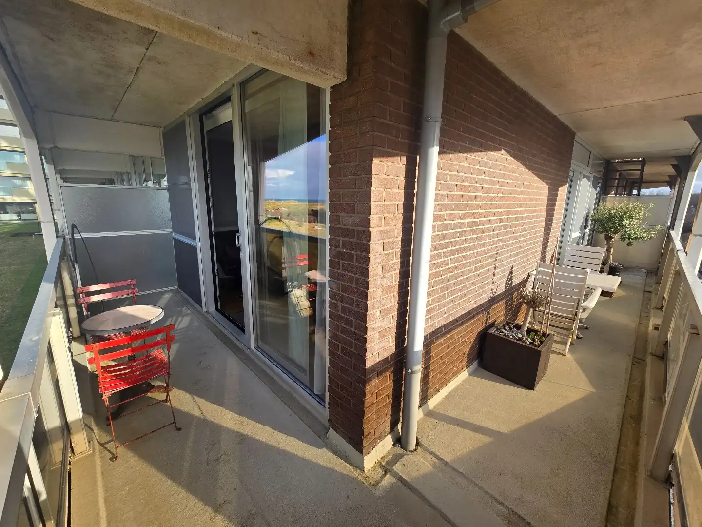 Hoekappartement met zeezicht 1 slpk + slaaphoek  foto 11