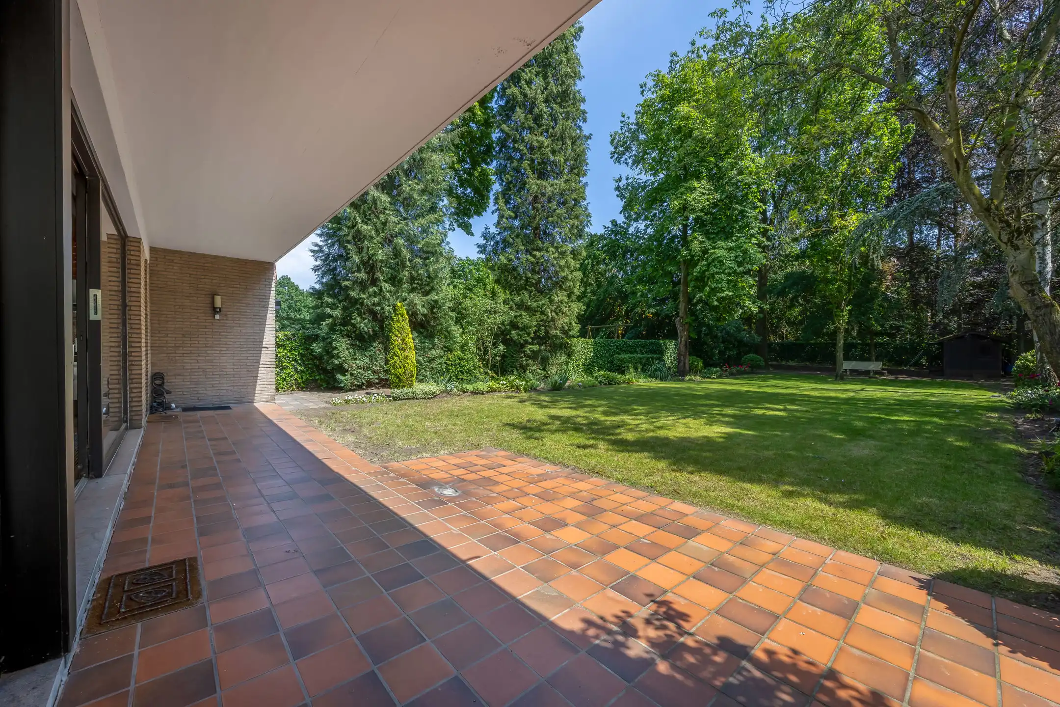 Karaktervolle villa met mooie tuin op toplocatie in Kapellen foto 25