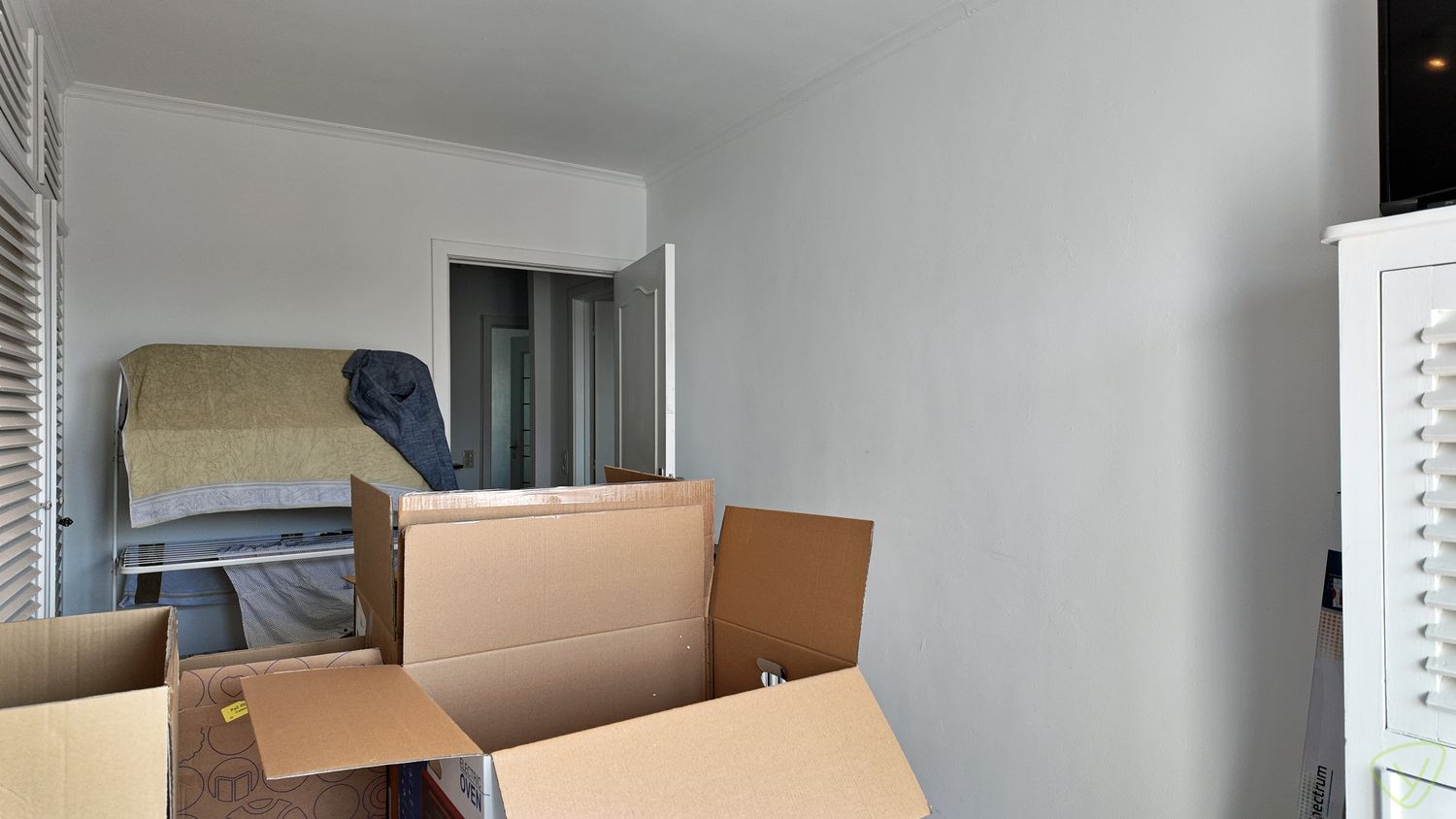 Instapklaar appartement met terras op de tweede verdieping! foto 10