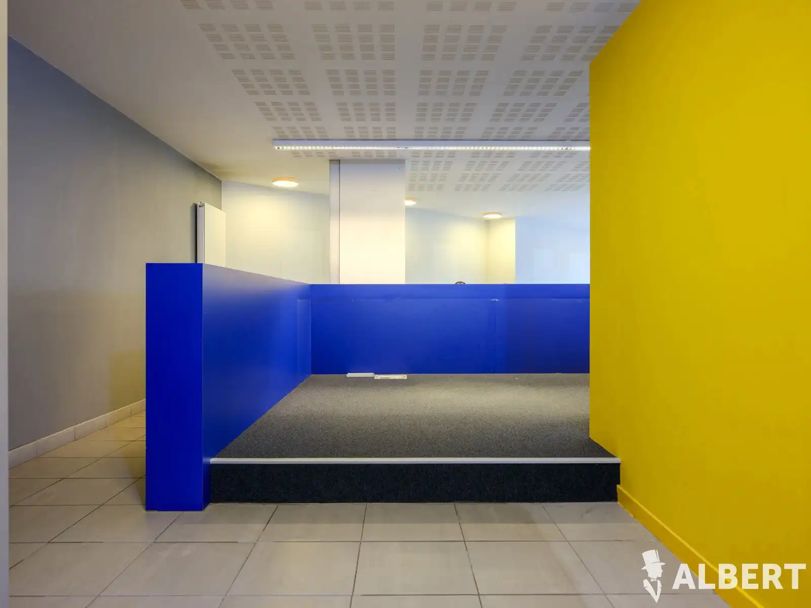 Modern handelspand op zichtlocatie te centrum Tielt foto 23