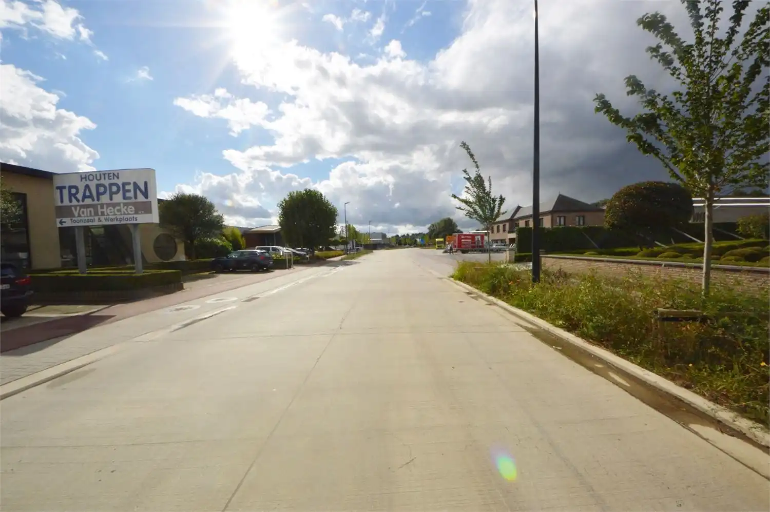 UNIEK BEDRIJFSGEBOUW MET OPTIONELE SHOWROOM INDUSTRIEZONE NOORD II foto 18