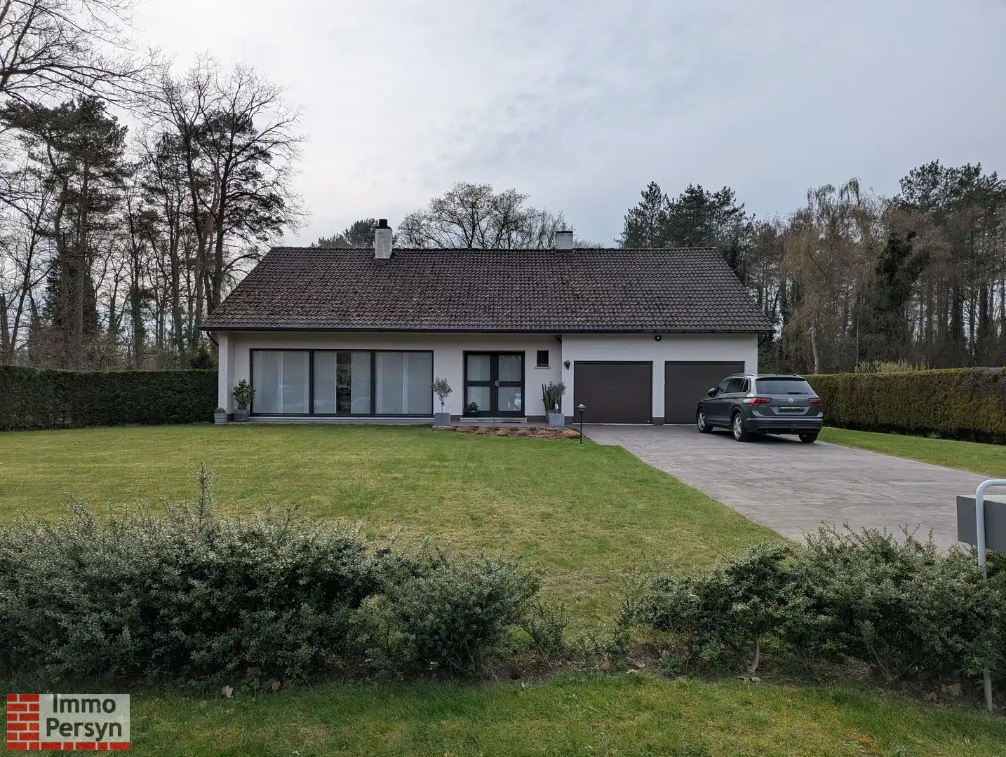 Ruime woning midden in een groene omgeving foto 2