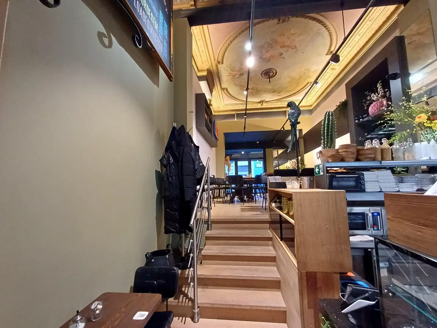 Instapklare pop-upruimte op de Nationalestraat foto 2