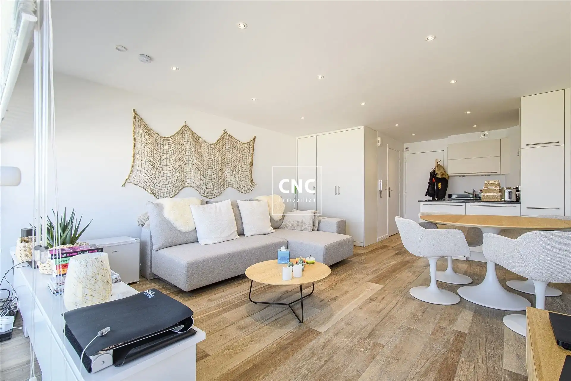 Studio met panoramisch zeezicht en zonneterras in Duinbergen foto 4