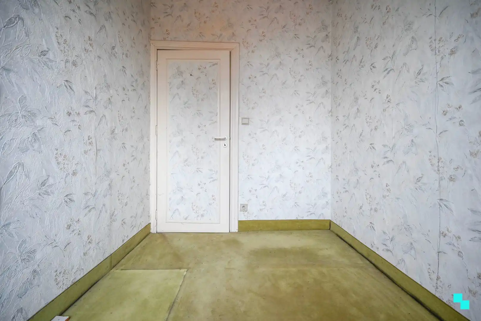 Ruime te renoveren halfopen bebouwing te Bissegem foto 18