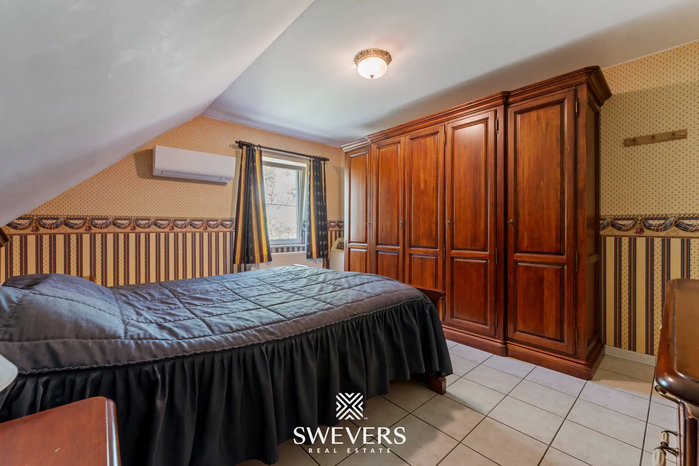 Ruime open bebouwing met zwembad op zonnig perceel (22a42ca) in Bolderberg foto 13