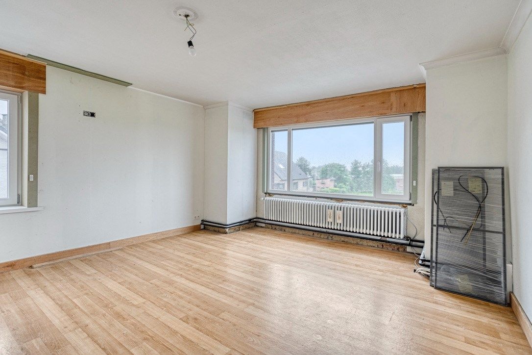 Halfopen bebouwing met werkplaats en loods te koop te Vichte. foto 12