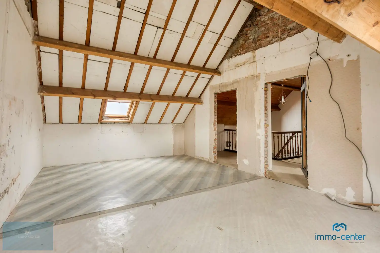 Landelijke charme en ruimte om te renoveren op 990 m² foto 10