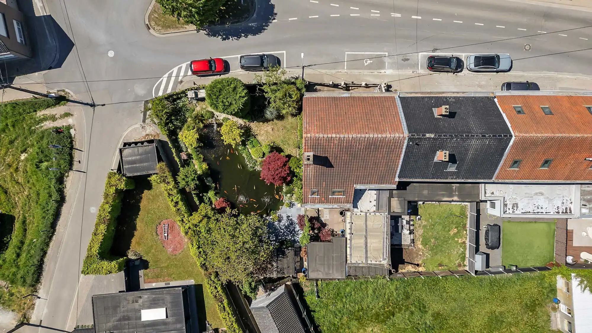 Karaktervolle gezinswoning met bouwgrond en veel potentieel foto 29