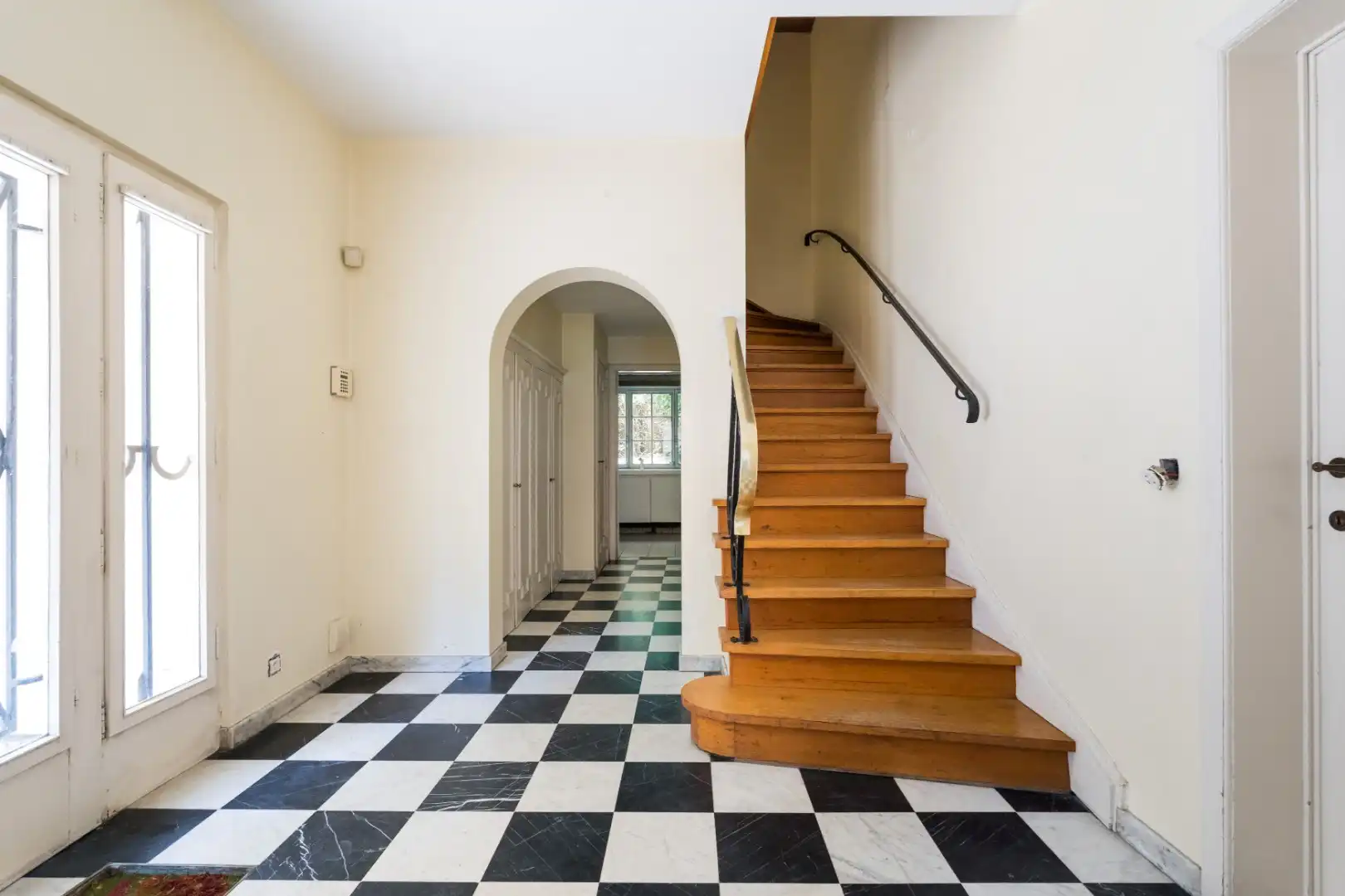 Een te moderniseren architecturale villa van ca. 700m² foto 13