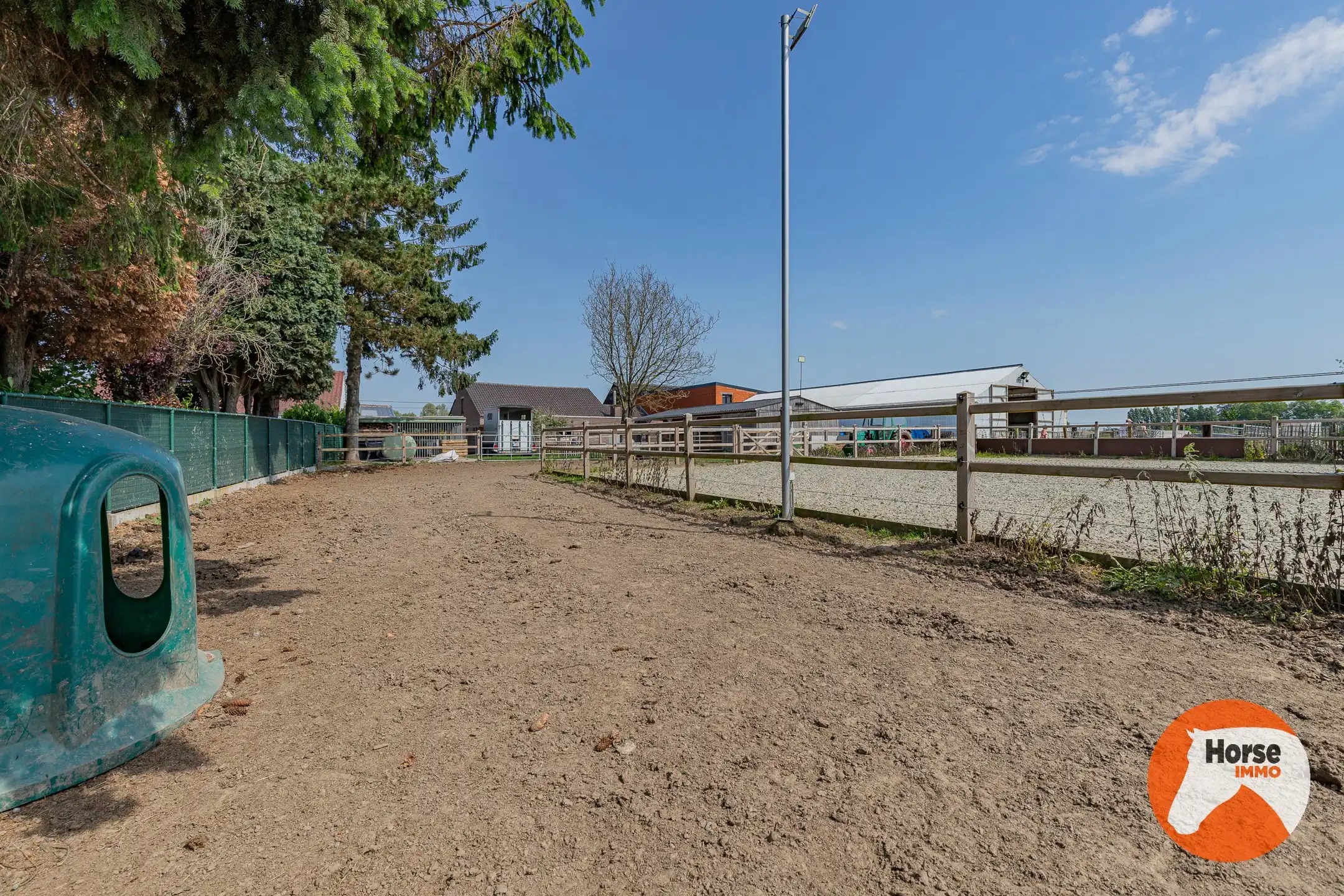 LEBBEKE - Charmante woning met paardenaccommodatie. foto 26
