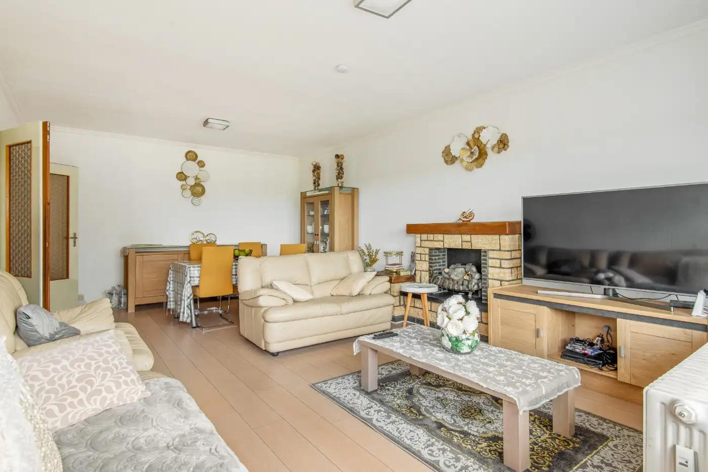 Ruim 3-slpk. appartement met terras en prachtig zicht in Berchem foto 2