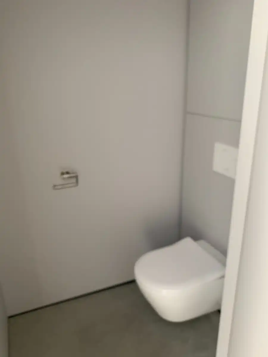 Instapklaar kantoor mét 4 parkings. Vlot bereikbaar foto 6