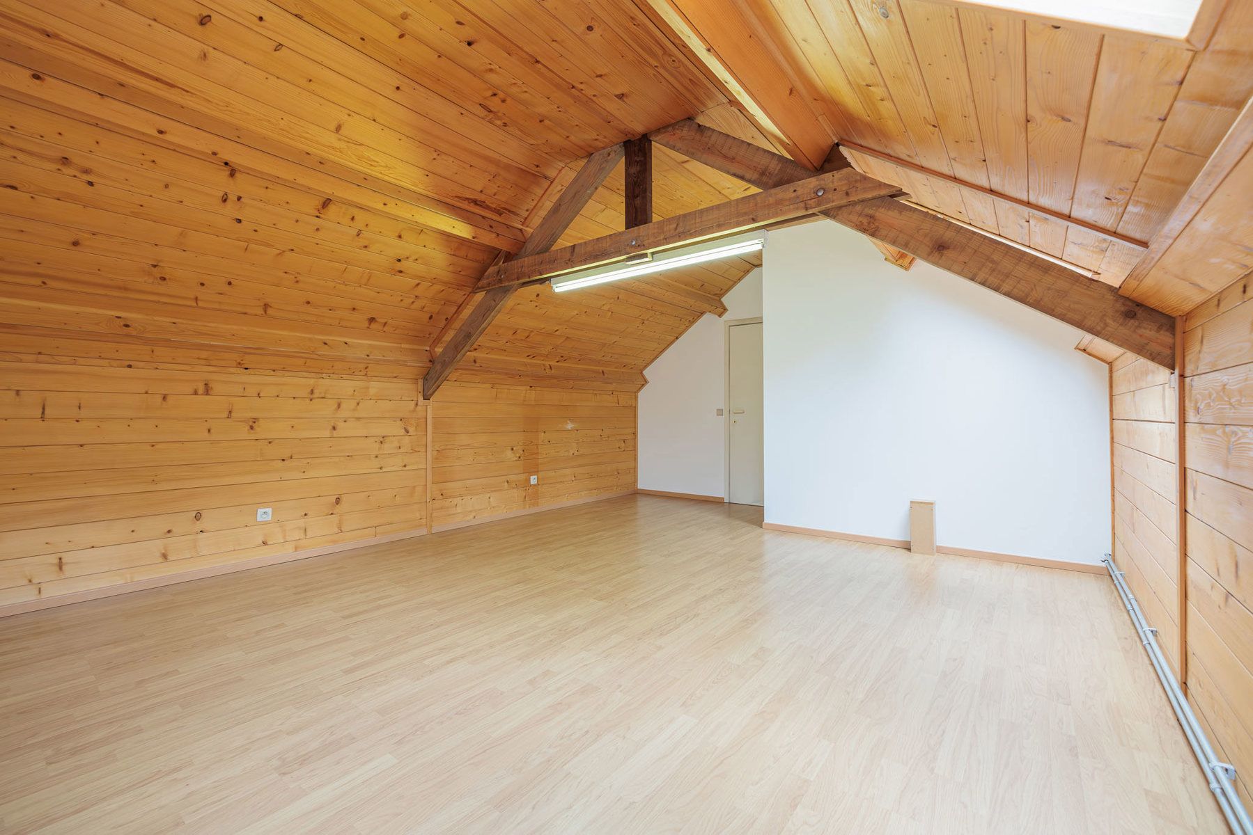 Open woning met 4slpk en volledige onderkeldering op 1.372m² foto 21