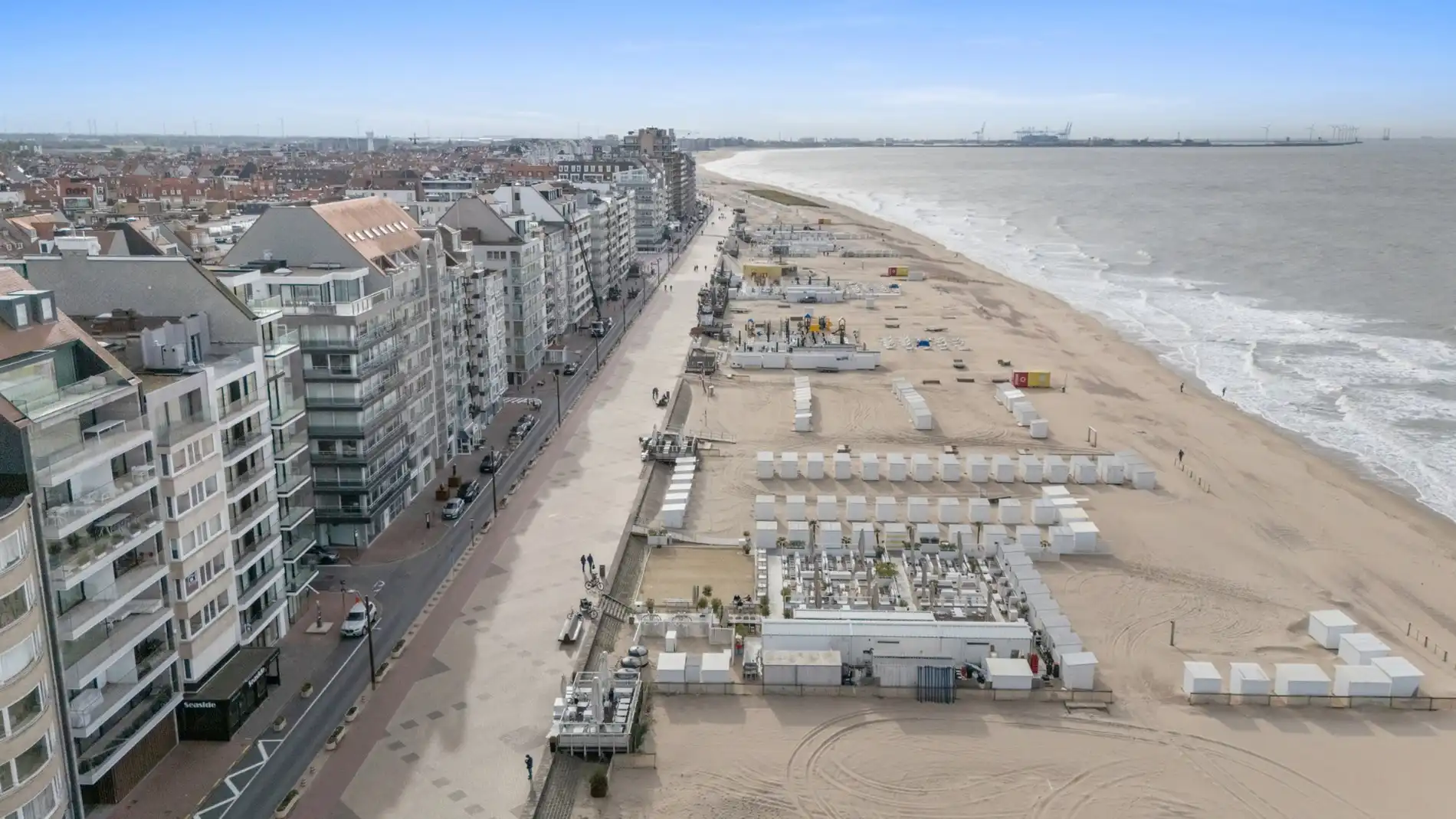 Gerenoveerd appartement aan de Zeedijk in het Zoute foto 3