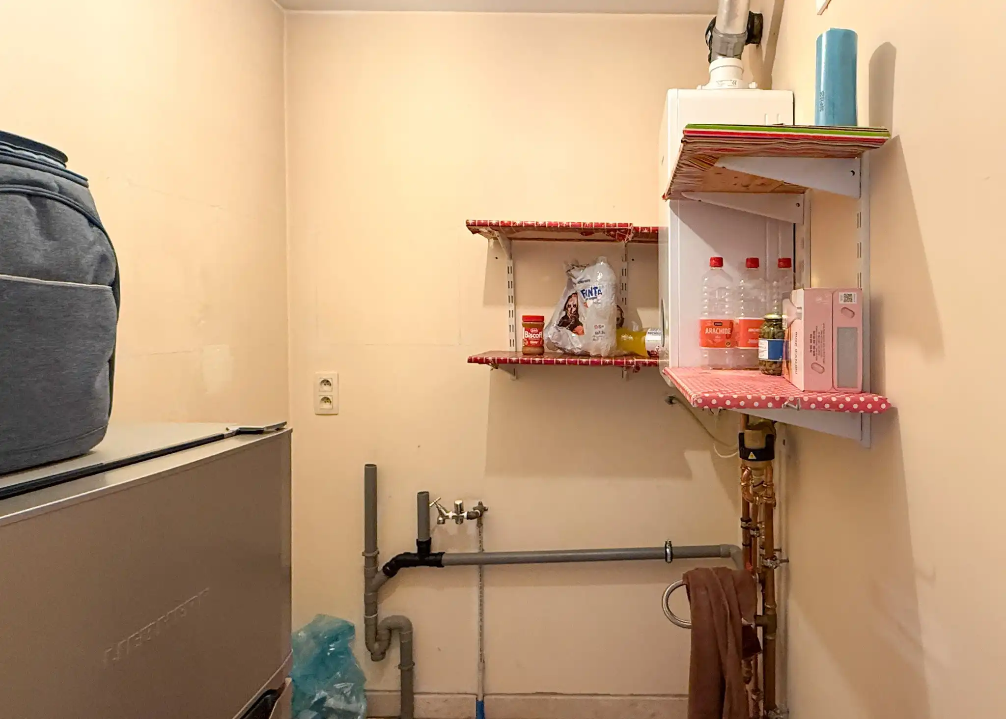 Recent appartement met twee slaapkamers nabij het centrum van Beveren foto 6
