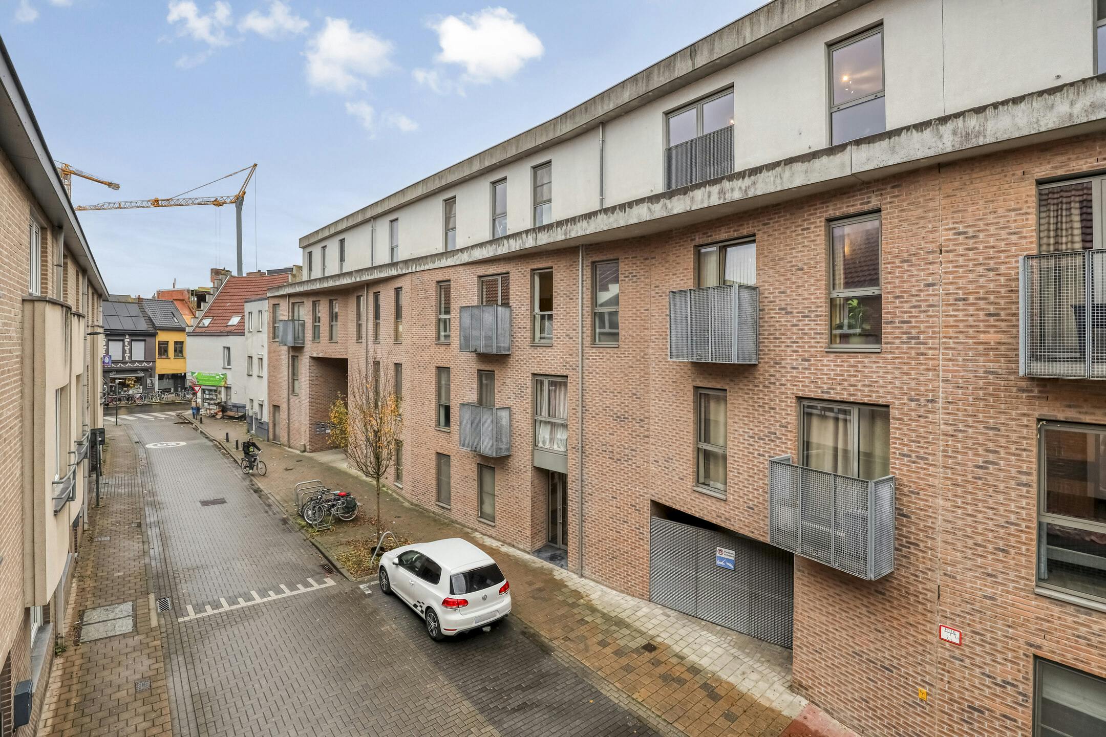 Ruim 3 slaapkamer appartement met terras te koop in Gent  foto 17