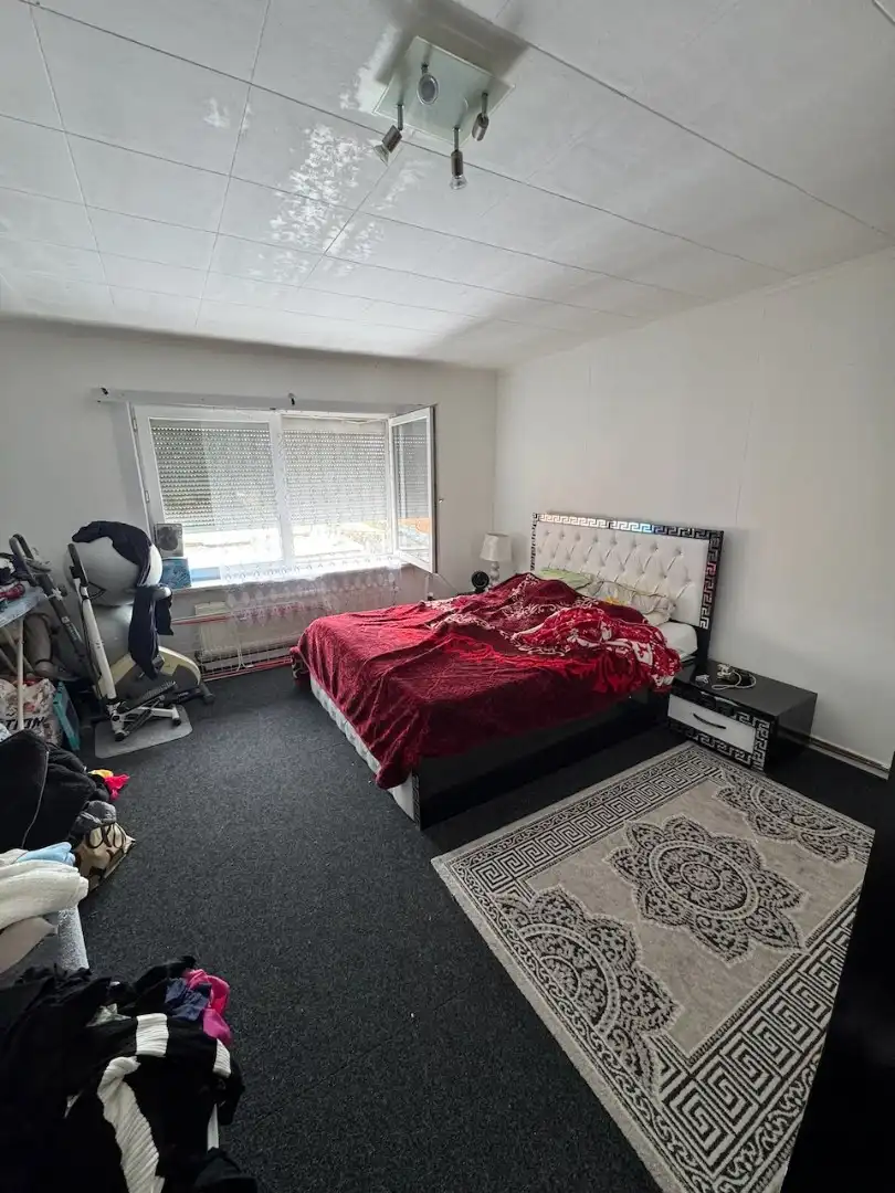 Op te frissen rijwoning foto 9