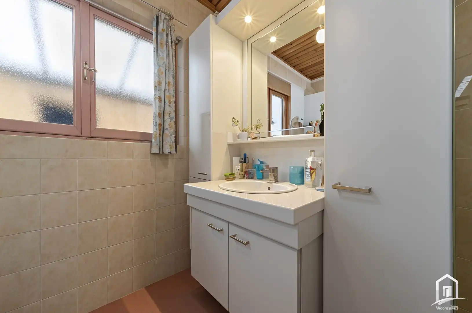 Gezellige en ruime gezinswoning foto 10