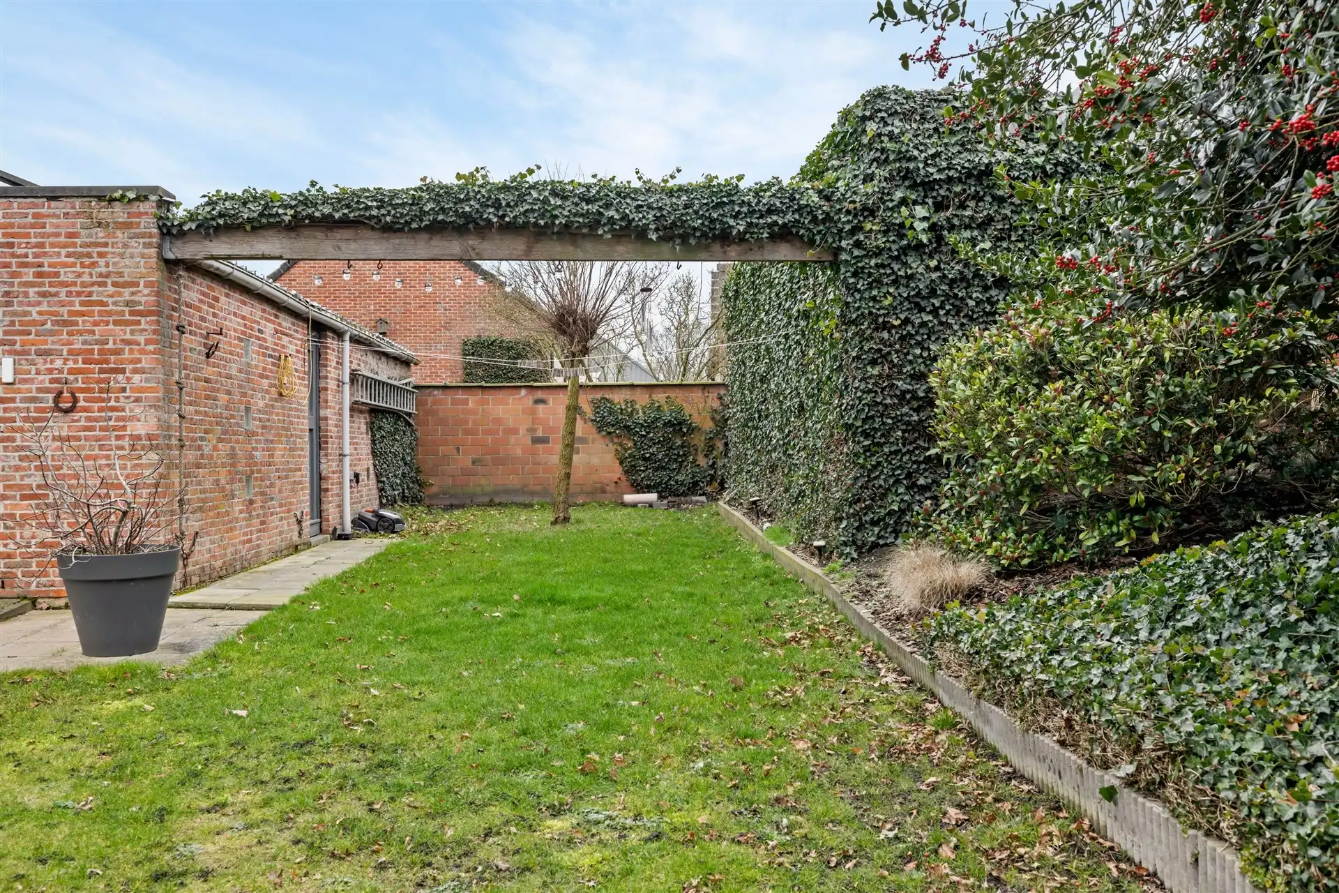 Sfeervolle halfopen bebouwing op een aantrekkelijke woonlocatie (447m²) foto 23