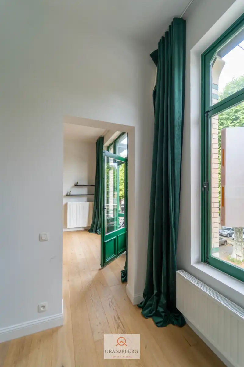 Gerenoveerd 1-slaapkamerappartement in herenhuis tegenover het Citadelpark foto 14