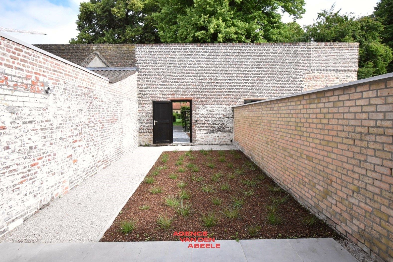 ()=>{if(producerUpdateValueVersion(node),producerAccessed(node),node.value===ERRORED)throw node.error;return node.value} Oude Gentweg 99 - - 8000 Brugge