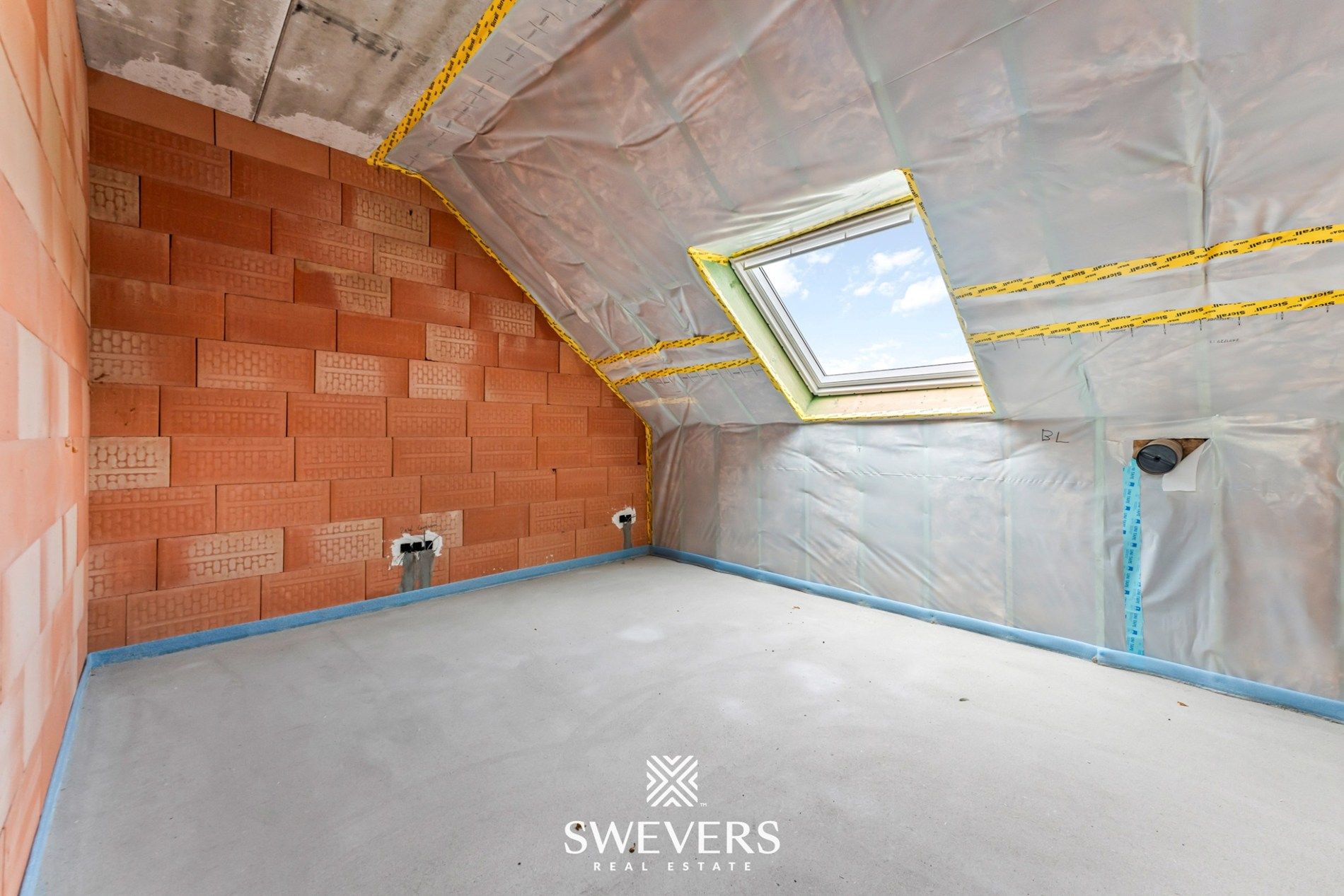 CASCO+: Ruim duplexappartement met groot terras en garage in Helchteren foto 19