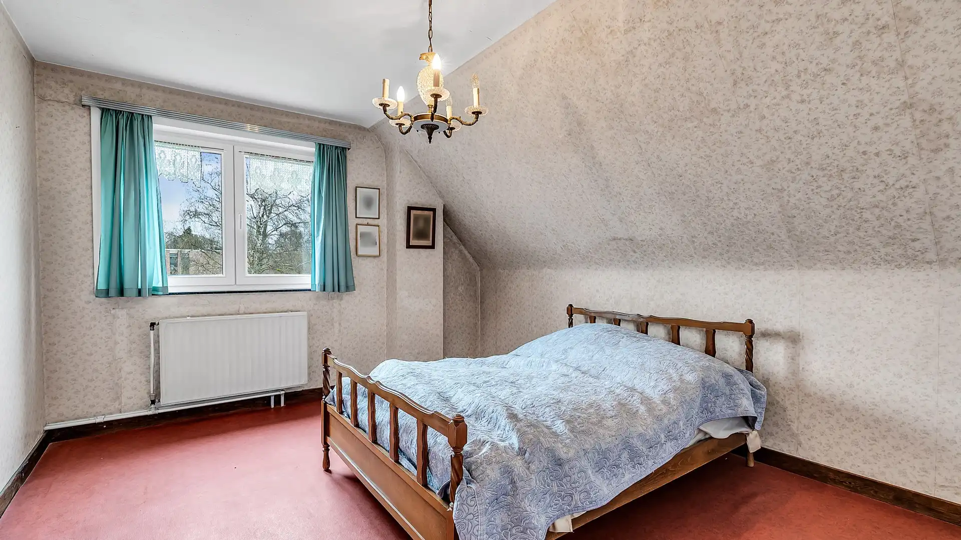 Rustig gelegen te renoveren woning met 4 slaapkamers op een perceel van 13a 07ca foto 13