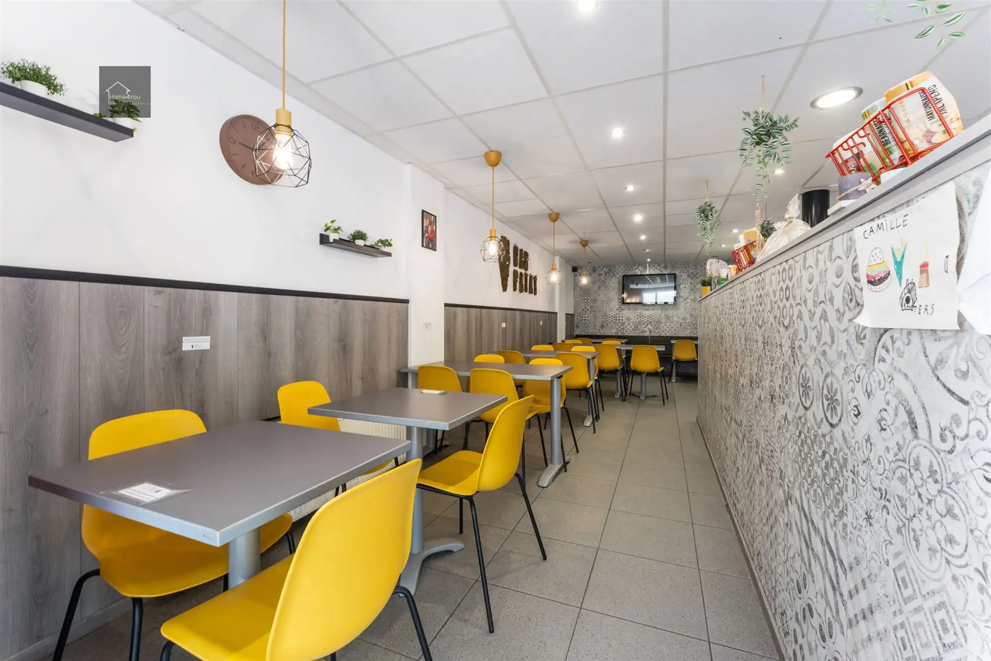 Handelspand op 50m van het strand! foto 2