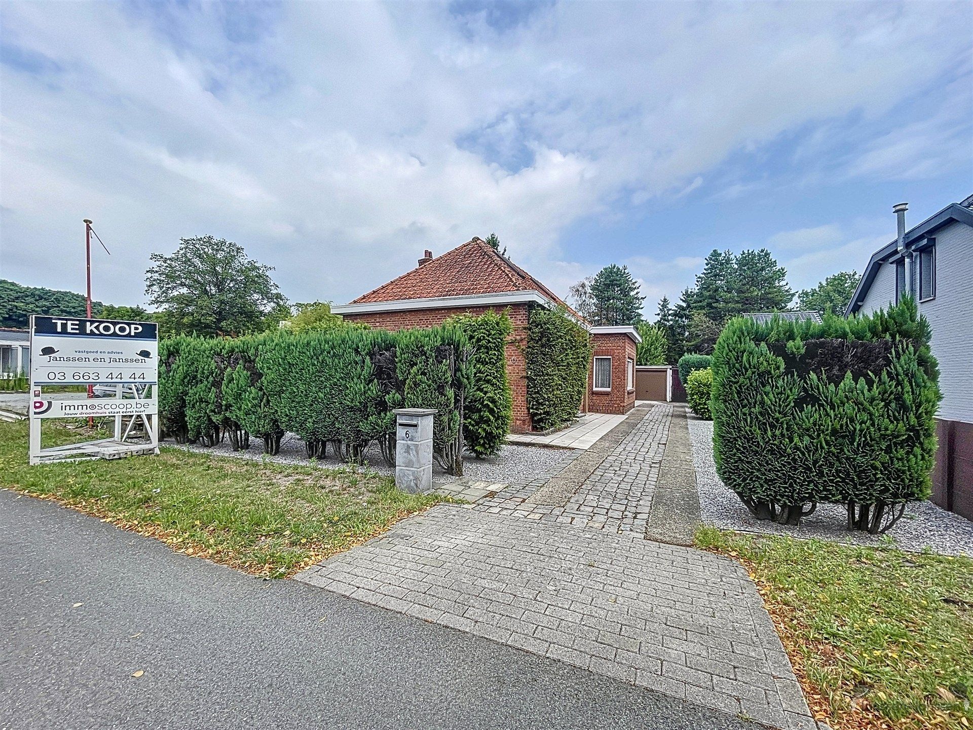 Te renoveren laagbouwwoning op ruim perceel van 585 m² – Brasschaat foto 16
