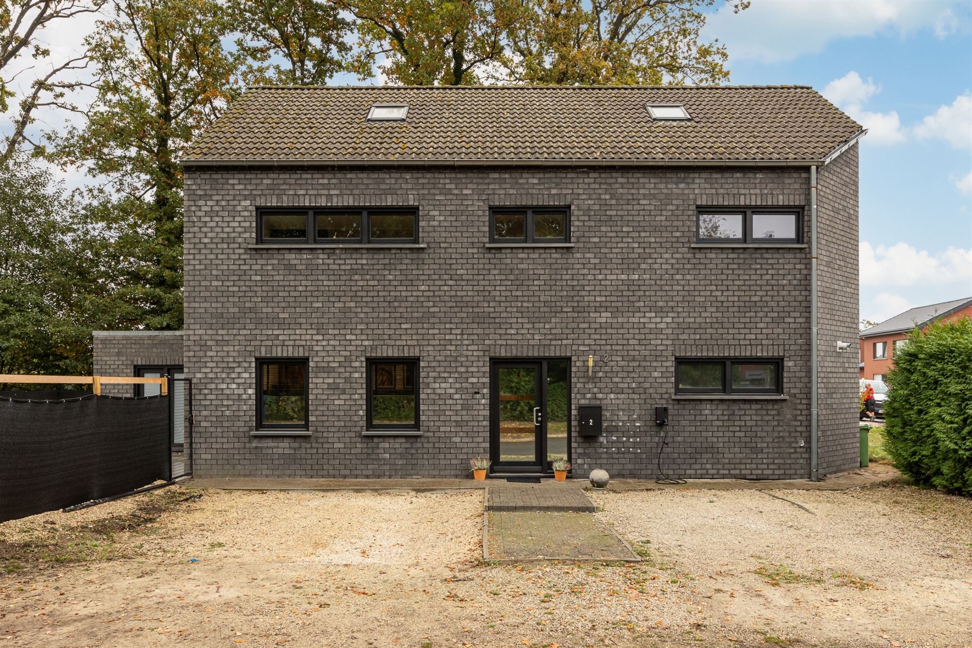 Ruime moderne woning met royale tuin  foto 27