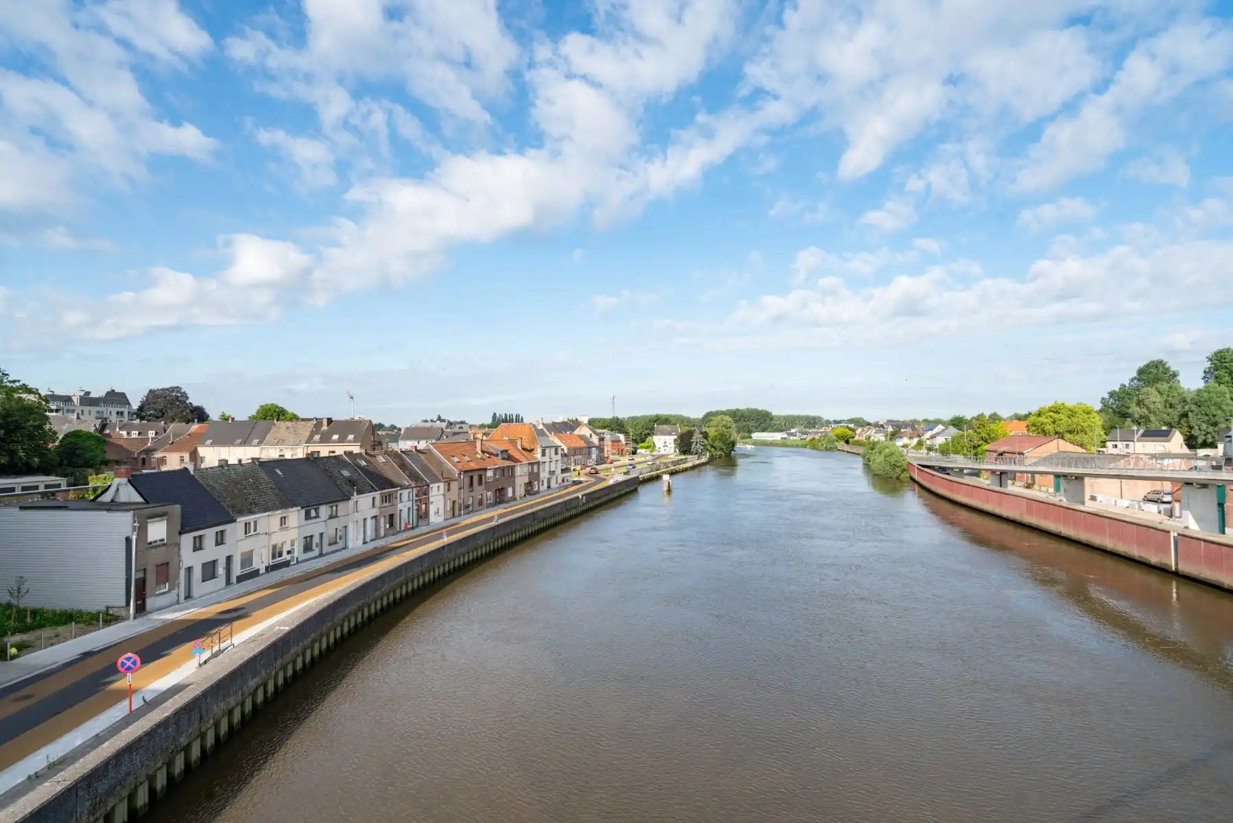 Gerenoveerde rijwoning met 2 slaapkamers - WETTEREN foto 13
