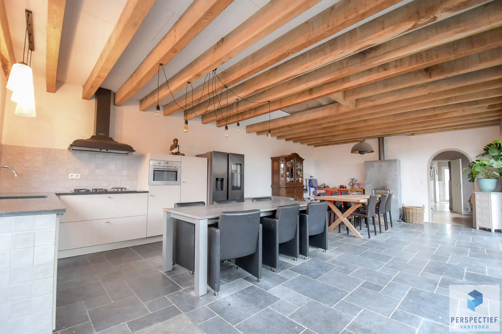 Ruime woning met tuin, kleine weide & bijgebouw gelegen in landelijke omgeving in Oedelem op  1 365 m² foto 10