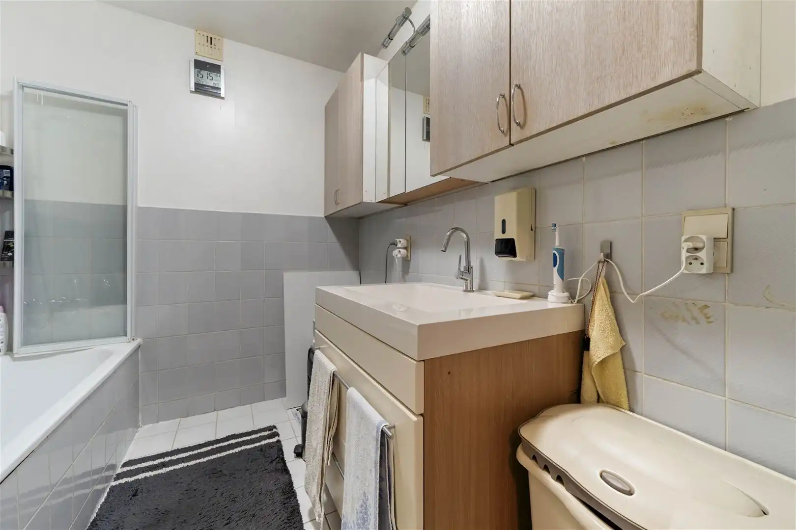 TE KOOP: Gelijkvloers appartement met 2 slaapkamers te Koersel! foto 8