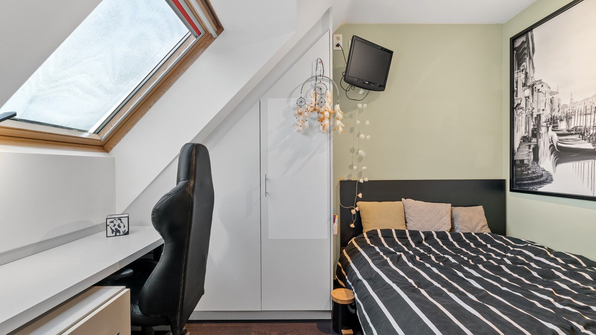 Energiezuinige woning met 4 slpkrs, zwembad en wellness in As foto 28