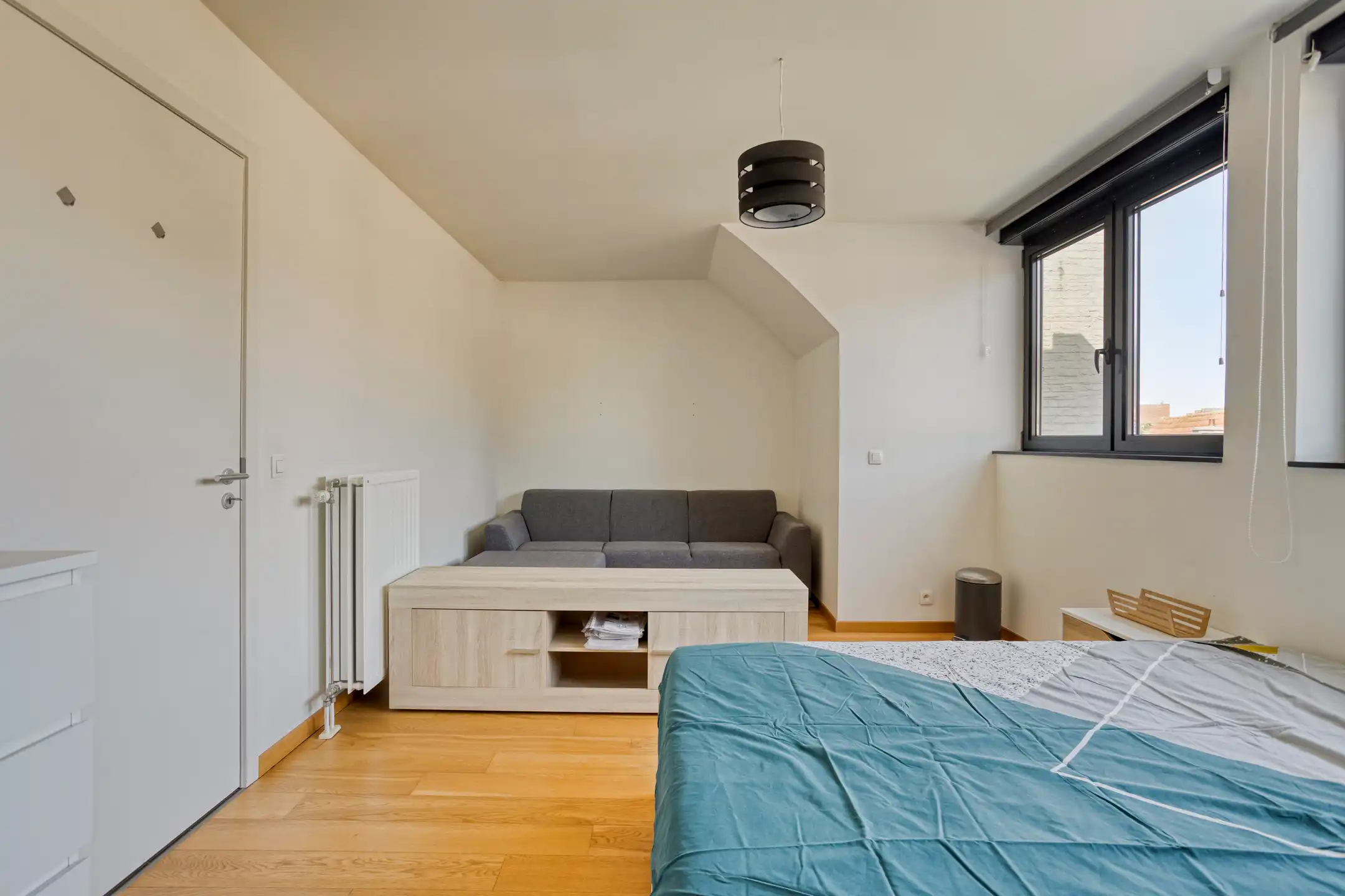 Appartement 2012 met terras, parking op strategische ligging foto 6