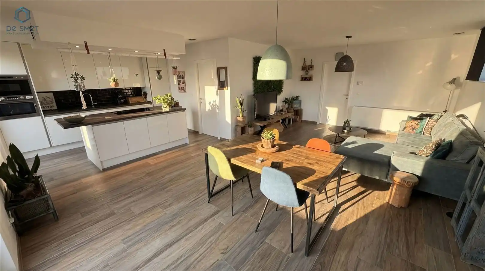 Prachtige nieuwbouwwoning met 3 slp,garage en tuin foto 2